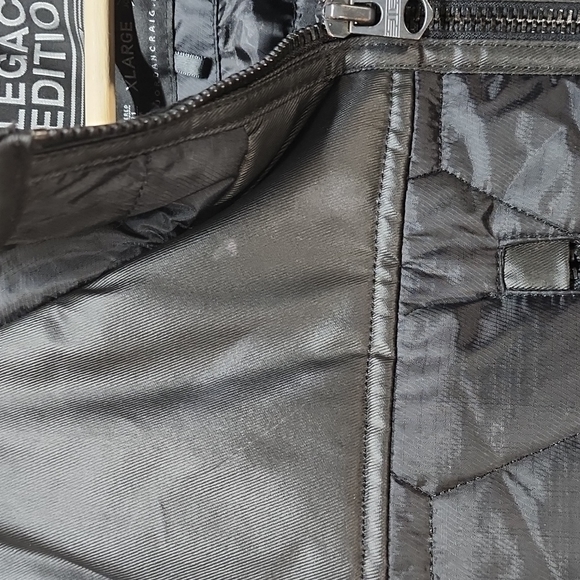 Black winter vest - Picture 5 of 7